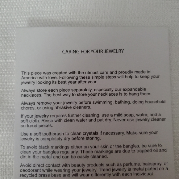 Alex and Ani Key to life bracelet - Picture 4 of 4